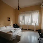 Piazza Argento לינה וארוחת בוקר