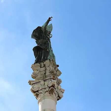 Alojamento de Acomodação e Pequeno-almoço Piazza Argento
