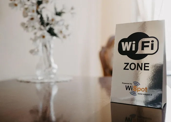 Piazza Argento לינה וארוחת בוקר