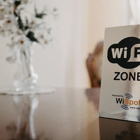 ピアッツァ アルジェント ベッド・アンド・ブレックファスト レッチェ