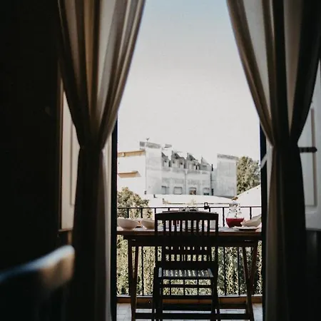 Piazza Argento Bed and Breakfast 4*