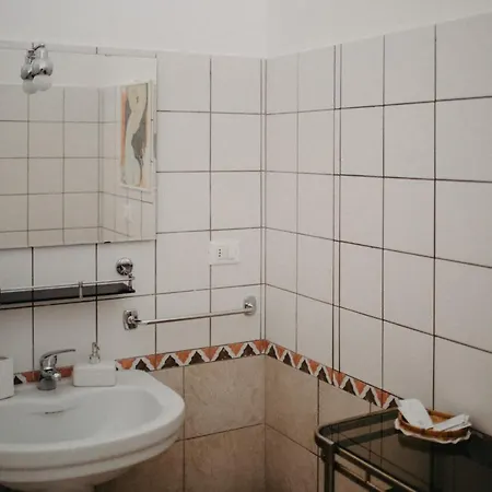 ピアッツァ アルジェント