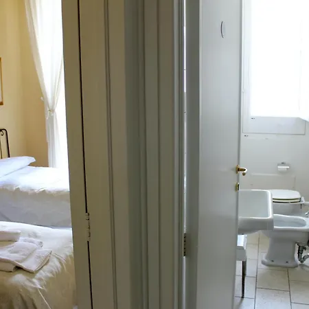 ピアッツァ アルジェント