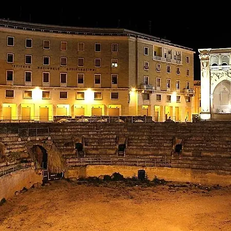 فندق مبيت وإفطار Piazza Argento 4*