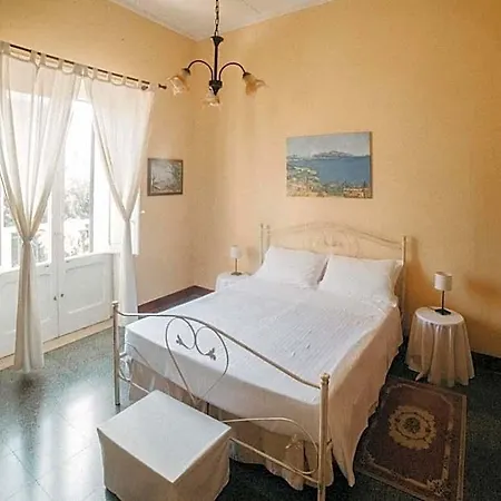 Piazza Argento Bed & Breakfast 4*