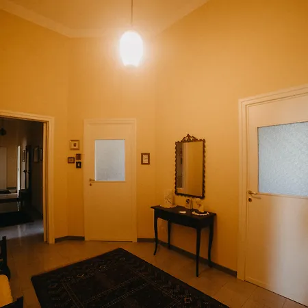 Piazza Argento 4*