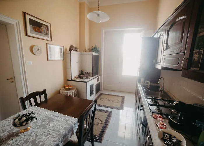 Piazza Argento Bed & Breakfast