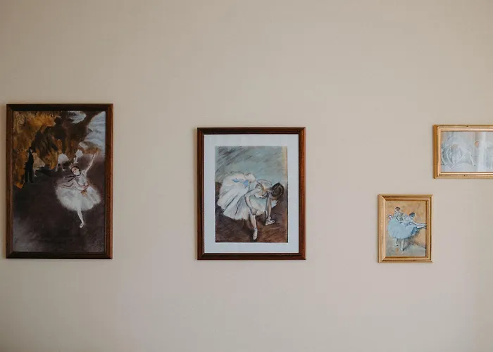 Piazza Argento Bed & Breakfast 4*